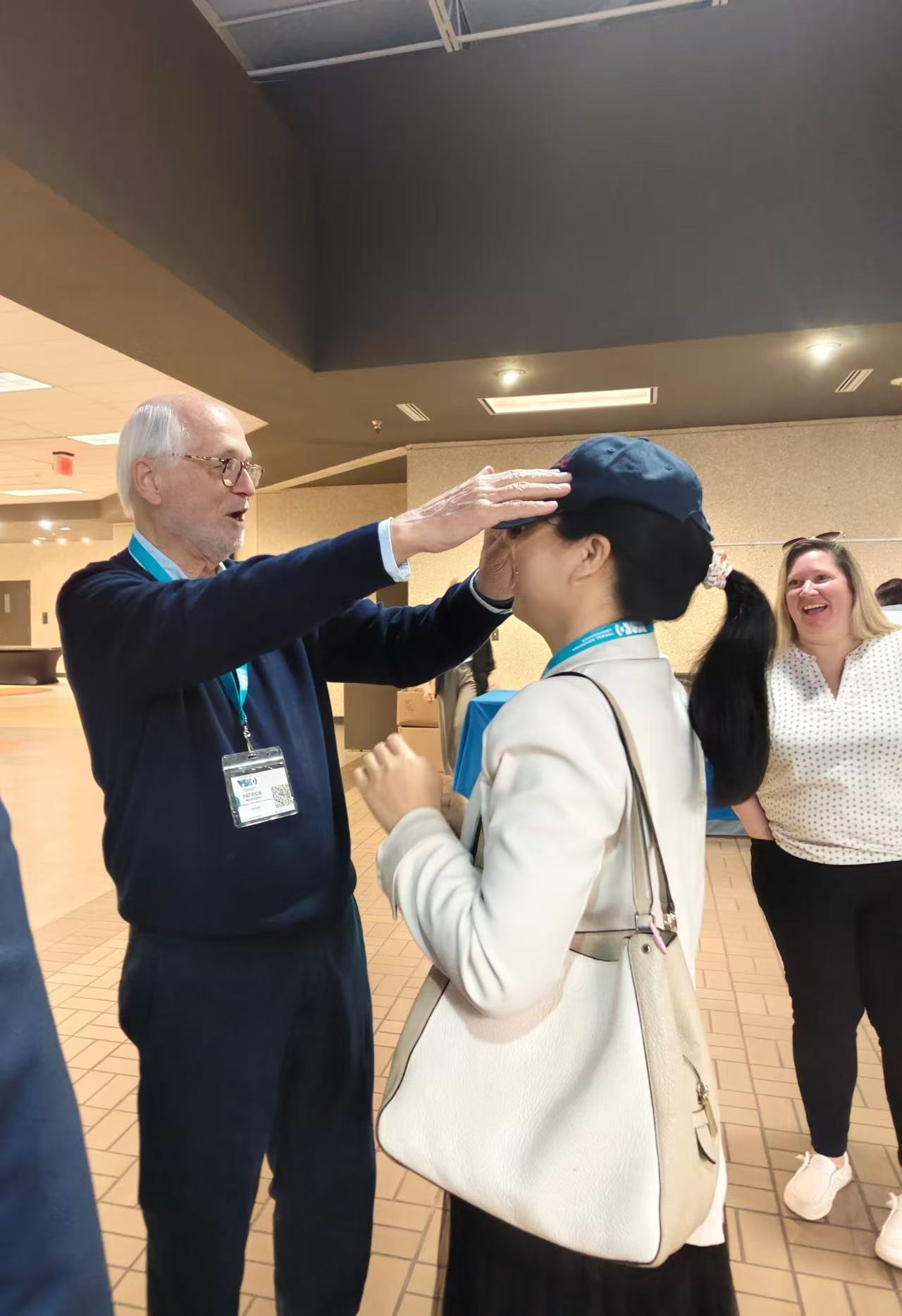 从评估到行动:美国语言行为会议上的大龄之声——直面EFL与VB-MAPP核心作者